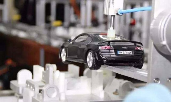 Honda Italy uses a combination of active and passive RFID technology to track motorcycle component assembly
