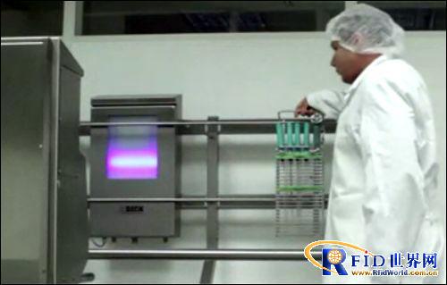 Meat processing plants use slaughter knives with embedded RFID tags