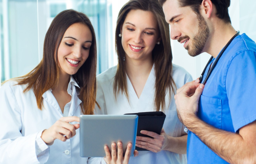 RFID technology tracks the entire process of cases, and medical record management has entered the digital age!