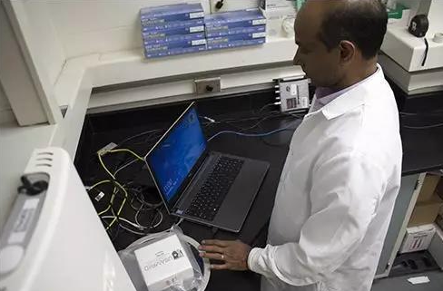 U.S. Army tests RFID technology for inventory of medical items in refrigerators