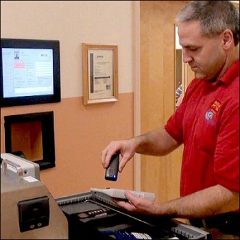 Cleanroom service provider uses RFID technology to optimize equipment management
