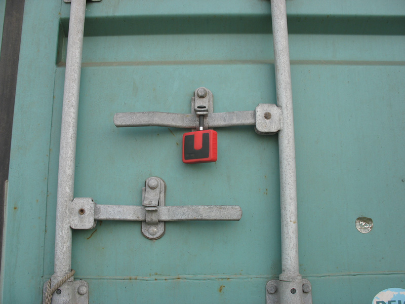 Shanghai Xiupai assists the world's first "container electronic label" international route