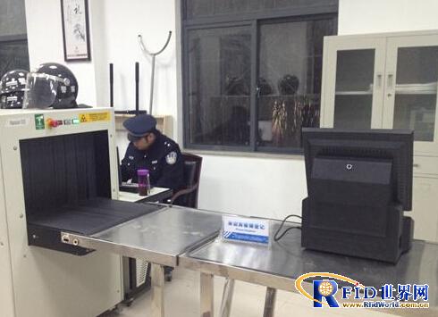 Wuhan Binjiang District Court uses Beiyang visitor all-in-one machine