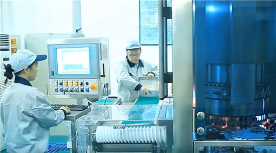 Application of RFlD in logistics control system