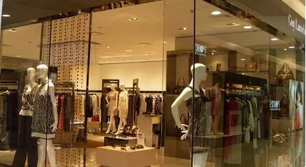 RFID clothing management solution