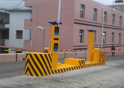 RFID-based smart parking lot solution